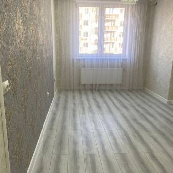 Продается 1-комнатная квартира, 37 м²