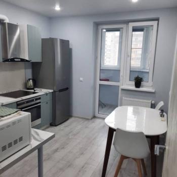 Сдается 1-комнатная квартира, 49 м²