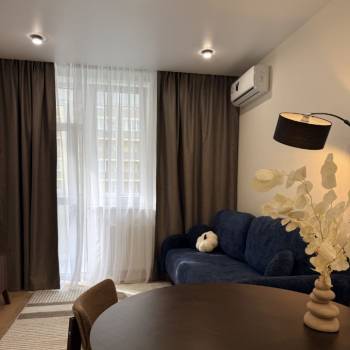 Продается 1-комнатная квартира, 38 м²