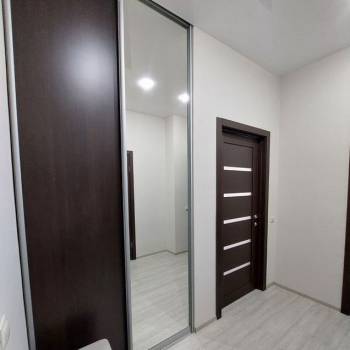 Продается 1-комнатная квартира, 48 м²