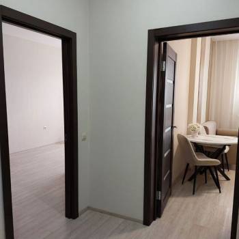 Продается 1-комнатная квартира, 48 м²