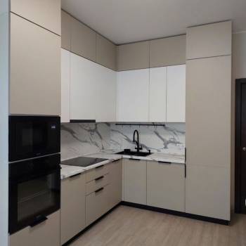 Продается 1-комнатная квартира, 48 м²