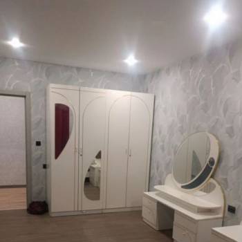 Сдается Многокомнатная квартира, 60 м²