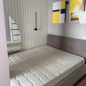 Продается 1-комнатная квартира, 40 м²