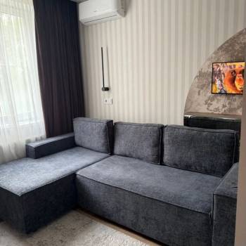 Продается 1-комнатная квартира, 40 м²