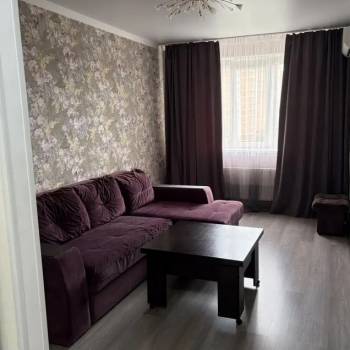 Сдается 1-комнатная квартира, 37 м²