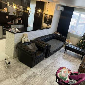 Продается Многокомнатная квартира, 96 м²