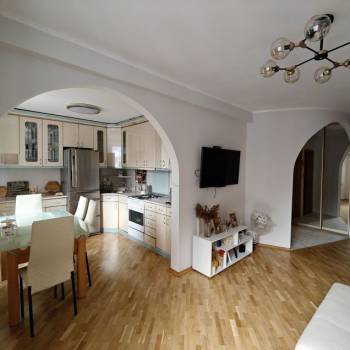 Сдается Многокомнатная квартира, 85 м²