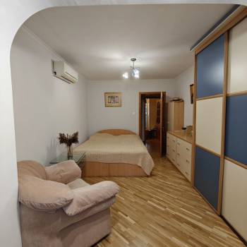 Сдается Многокомнатная квартира, 85 м²