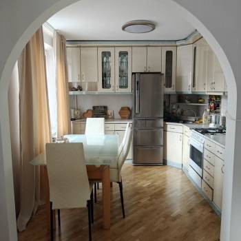 Сдается Многокомнатная квартира, 85 м²