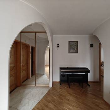 Сдается Многокомнатная квартира, 85 м²