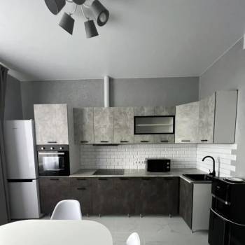 Сдается 2-х комнатная квартира, 60 м²