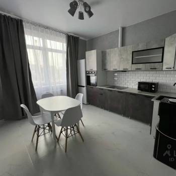 Сдается 2-х комнатная квартира, 60 м²