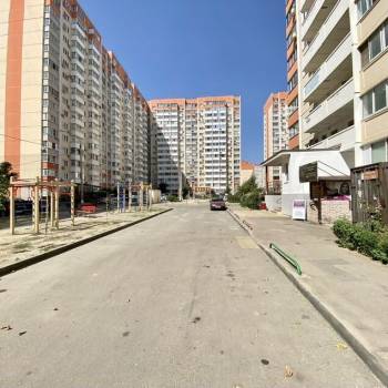 Сдается 1-комнатная квартира, 38 м²