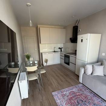 Сдается 1-комнатная квартира, 42 м²