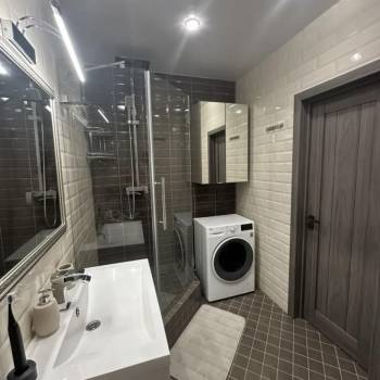 Продается 1-комнатная квартира, 47 м²