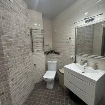 Продается 1-комнатная квартира, 47 м²