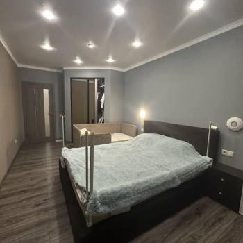 Продается 1-комнатная квартира, 47 м²