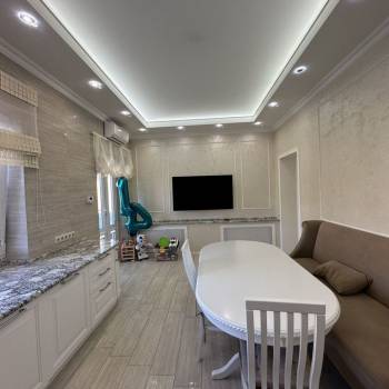 Продается Дом, 210 м²