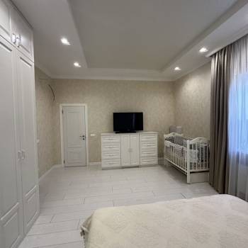 Продается Дом, 210 м²