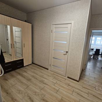 Сдается 1-комнатная квартира, 42 м²