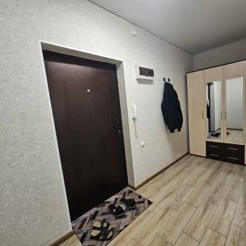 Сдается 1-комнатная квартира, 42 м²