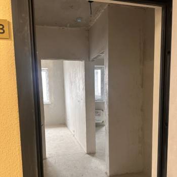 Продается 1-комнатная квартира, 37 м²