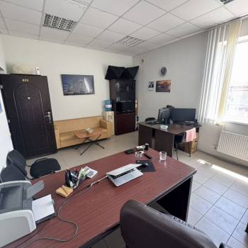 Продается Нежилое помещение, 21 м²