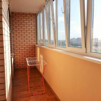 Сдается 1-комнатная квартира, 38 м²