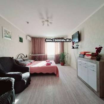 Сдается 2-х комнатная квартира, 70 м²