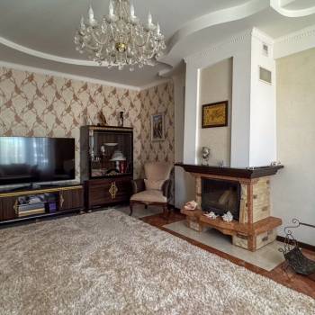 Продается Дом, 190 м²