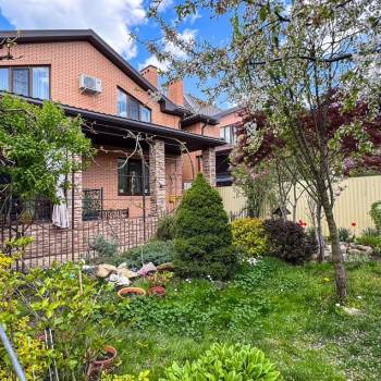Продается Дом, 190 м²