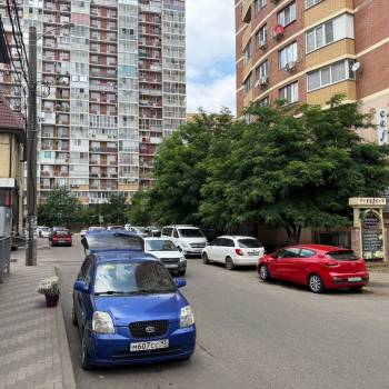 Сдается Нежилое помещение, 300 м²