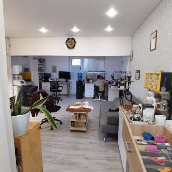 Продается 1-комнатная квартира, 48 м²