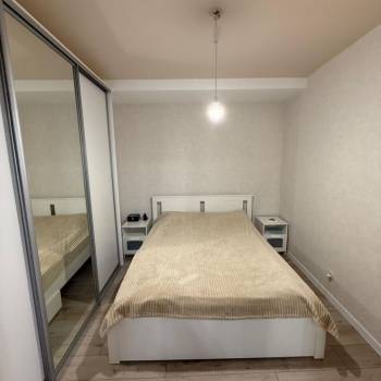 Продается 1-комнатная квартира, 48 м²