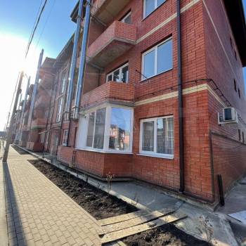 Продается 1-комнатная квартира, 38 м²