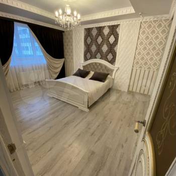 Сдается 1-комнатная квартира, 52 м²