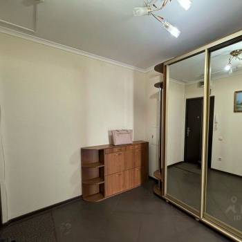 Продается 2-х комнатная квартира, 60 м²