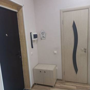Продается 1-комнатная квартира, 38 м²