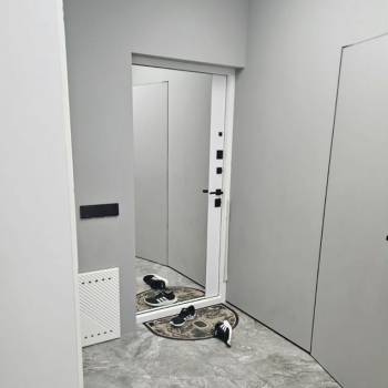 Продается 1-комнатная квартира, 97,7 м²
