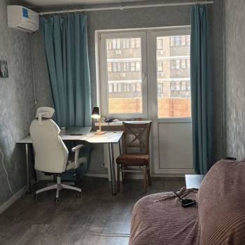 Продается 1-комнатная квартира, 27 м²