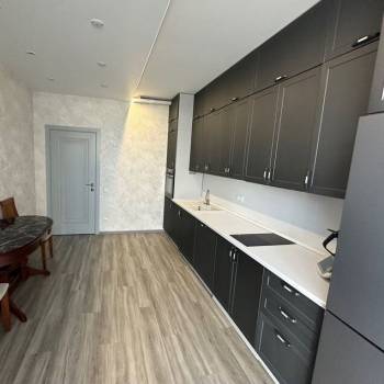 Продается 1-комнатная квартира, 39 м²