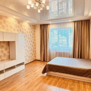 Сдается 1-комнатная квартира, 50 м²