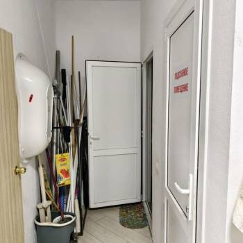 Продается Нежилое помещение, 290 м²