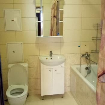 Продается 1-комнатная квартира, 53 м²