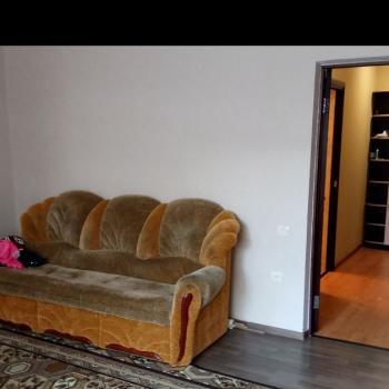 Продается 1-комнатная квартира, 53 м²