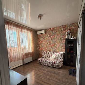 Продается 1-комнатная квартира, 44,3 м²