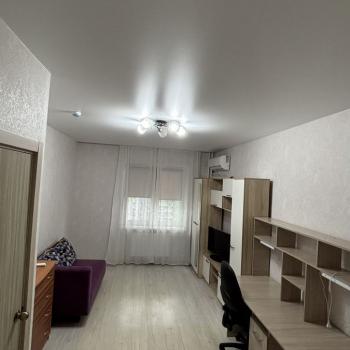 Сдается 1-комнатная квартира, 38 м²