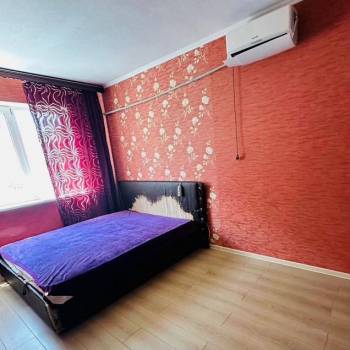 Продается 1-комнатная квартира, 46,4 м²