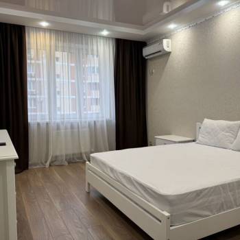 Сдается 1-комнатная квартира, 39 м²